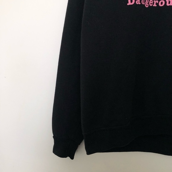 Ariana Grande dangerous women sweatshirt - Picture 3 of 4